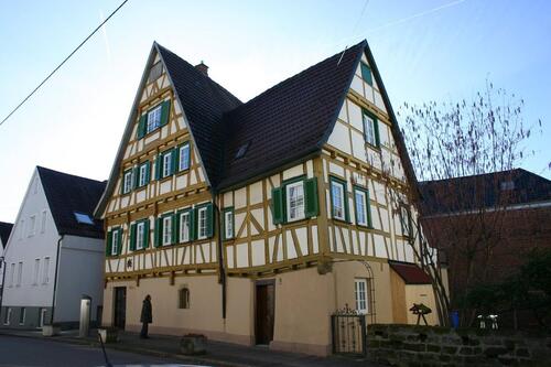 Foto - Helles „Reihenhäuschen“ mit Terrasse, EBK & Tageslichtbad
