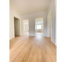 *** ERSTBEZUG NACH SANIERUNG *** Sehr helle 3-Zimmer-Wohnung *** Zentrale Lage in Marl-Drewer ***