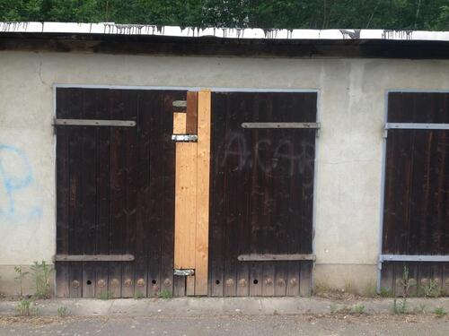 Foto - Garage 114 Aue im Lößnitzbachtal, ggü ZAST, zu vermieten