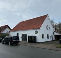 Zentrale Doppelhaushälfte mit Carport und Garten - Lübbecke