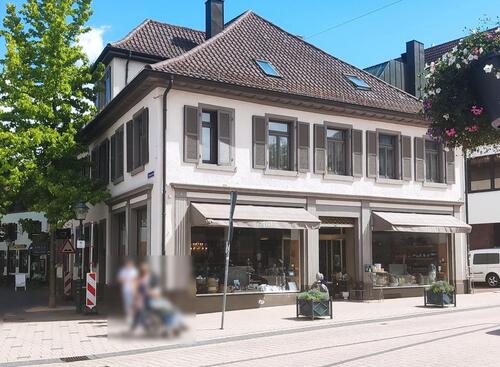 Foto - DG 3-Zimmern Bühl Stadtmitte - 900,00&nbsp;EUR Kaltmiete, ca.&nbsp; 80,00&nbsp;m&sup2;