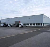 Lager- & Produktionshalle inkl. Büro & Kränen - vielfältige Produktionsmöglichkeiten - Mönchengladbach