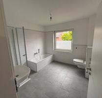 1. OG 98qm 5 ZKB Wohnung 1. Bezug nach Kernsanierung - Laer
