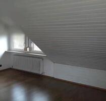 3 Zimmer DG Wohnung Asperg Grafenbühl
