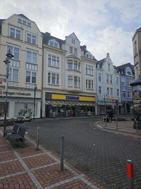 Foto - Renovierte 4-Zimmer-Wohnung mit Einbauküche in Top-Lage – Leverkusen Wiesdorf, Hauptstraße 67