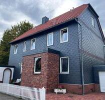 Charmantes Fachwerkhaus mit großem Garten, Garage und Ausbaureser - Wolfenbüttel