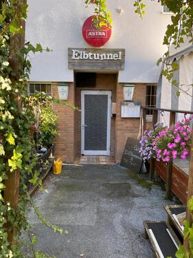 Foto - Kegelbahn mit Gaststätte und Inventar 'Elbtunnel'