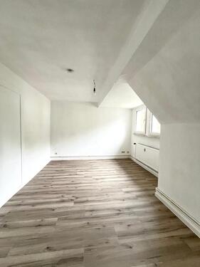 Foto - Schöne Renovierte Single Wohnung in ruhiger Umgebung!