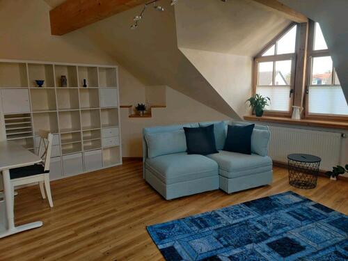 Foto - 1,5 Zimmer, abgeschlossen DG Whg im DHH