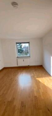 Foto - Zentrales Zimmer in gemütlicher 2er-Mädels-WG