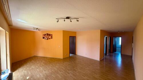 Foto - 3 Zimmer Etagenwohnung zur Miete in Neuhaus am Rennweg