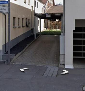 Foto - Außenstellplatz für 2 Fahrzeuge mit Carport