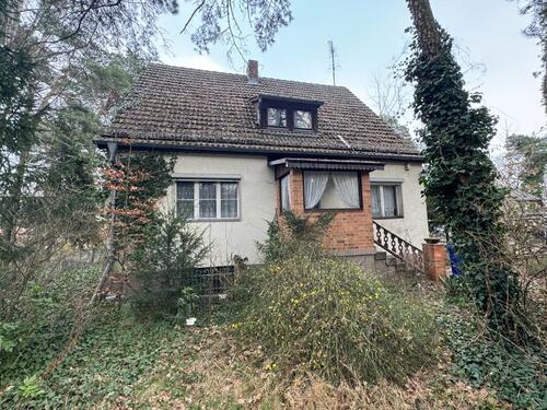 Foto - Gr. Einfamilienhaus in Wassernähe, Keller, kein Fluglärm, Grün