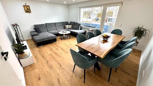 Foto - Kernsanierte 4-Zimmer-Wohnung mit Süd-Balkon in Pfullingen