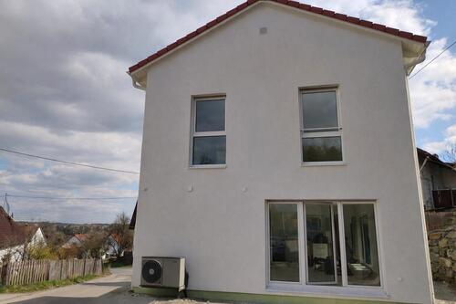 Foto - Neubau-Einfamilienhaus mit Garten & Top-Energieeffizienz (KfW 40)