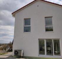 Neubau-Einfamilienhaus mit Garten & Top-Energieeffizienz (KfW 40) - Kettershausen