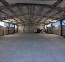 noch 1 letzter Pkw Stellplatz in 380 qm Halle frei in Wittmund