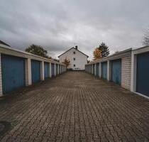 10 Garagen ab sofort frei in Bochum Hofstede
