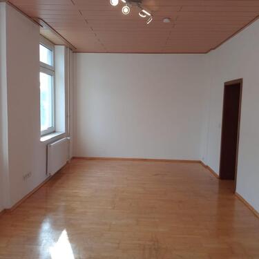 Foto - Schöne renovierte Wohnung ab sofort zu vermieten