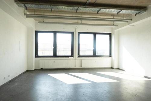Foto - AB SOFORT: HELLES UND PREISWERTES ATELIER IN SENDLING