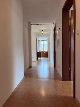 Foto - 3,5-Zimmer-Nichtraucherwohnung mit sonniger Terrasse, TG & Keller