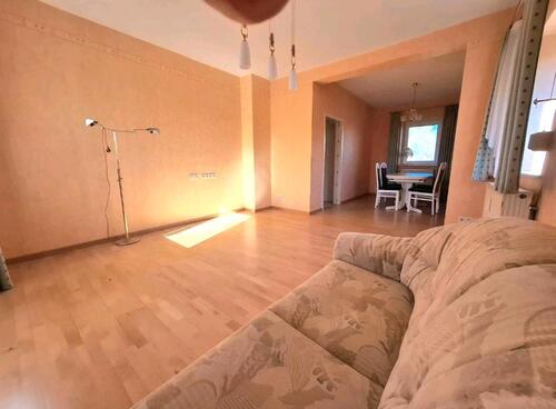 Foto - 3-Zi. Wohnung mit Balkon, Garten, Keller und Scheune