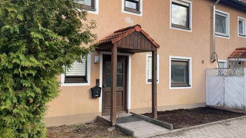 Foto - Reihenhaus - 1.250,00&nbsp;EUR Kaltmiete, ca.&nbsp; 174,00&nbsp;m&sup2;