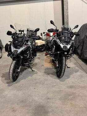 Foto - Motorradstellplatz in einer Halle zu vermieten