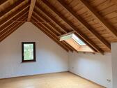 Foto - Offene Mansardenwohnung in Trier-Süd