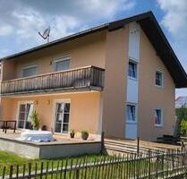 EFH mit Garten und Doppelgarage - Tacherting