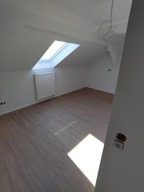 Foto - 1 Zimmer Dachgeschoßwohnung zur Miete in Weikersheim