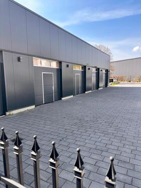 Foto - Moderne hochwertige Hallen Lager mit 59 qm² + 82 qm² ab 9,50 €