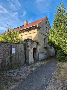 Foto - Einfamilienhaus + Laden - 20.000,00&nbsp;EUR Kaufpreis, ca.&nbsp; 300,00&nbsp;m&sup2;