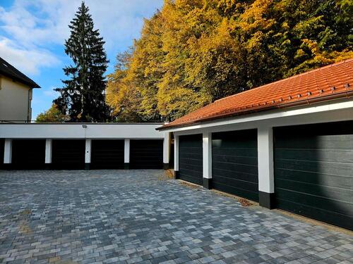 Foto - Garagenstellplatz zu vermieten - 130,00 EUR Miete,