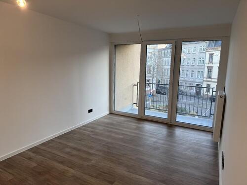 Foto - Erstbezug: Frisch sanierte 2-Zimmer-Wohnung mit Einbauküche