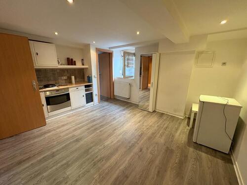 Foto - Kleines Souterrain Appartement mit EBK zentral in HEF nahe Bahnhof