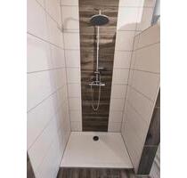 Schöne Helle große 4 Zimmer Küche Bad Wohnung in 66557 Illingen - Merchweiler