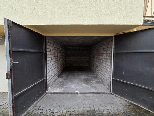 Foto - Offenbach Abstellraum Lagerhalle Garage Parkplatz Stellplatz