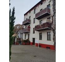 2-Zimmer-Wohnung mit Balkon, Stellplatz & Keller zu vermieten - Magdeburg Brückfeld