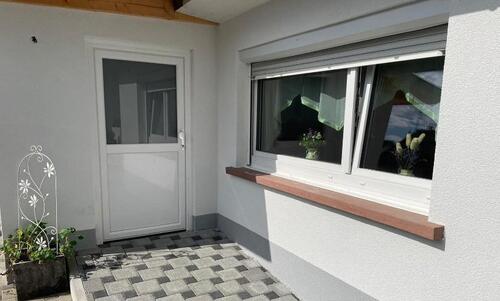 Foto - 1-Zi.-Wohnung mit eigenem Zugang & EBK – Möbeliert