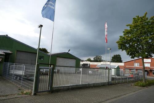 Foto - Lingen: Außenstellplatz Wohnwagen, Wohnmobil, Auto, Boot, usw.