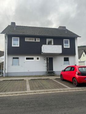 Foto - ZFH mit Ausbaupotenzial, großem Garten und Garage am Rursee