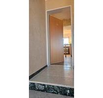 4 Zimmer Wohnung DG - 1.300,00&nbsp;EUR Kaltmiete, ca.&nbsp; 86,00&nbsp;m&sup2; in Oestrich-Winkel (PLZ: 65375)