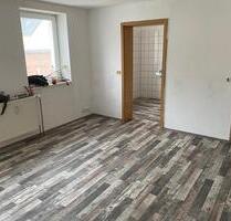 Frisch renovierte, helle Einzimmerwohnung in zentraler Lage - Staßfurt