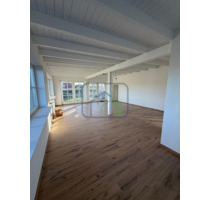 Moderne Gewerbeeinheit mit Terrasse, Garten & 6 Stellplätzen in B - Bersenbrück