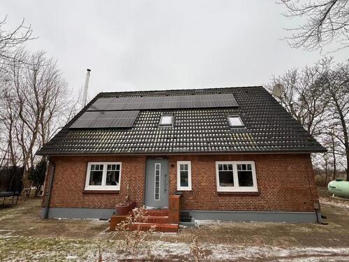 Foto - Komplett renoviertes Einfamilienhaus