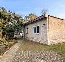 Bungalow-Einfamilienhaus mit Garage, Werkstatt und großem Garten - Fredersdorf-Vogelsdorf
