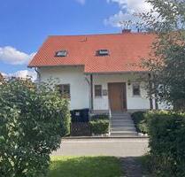 DHH 5 Zi | 102 m² | neue Heizung 2023 | voll unterkellert | ruhig - Hainichen
