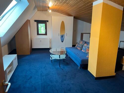Foto - Möblierte DG-Wohnung für Studenten