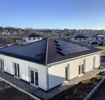 Neubau Bungalow mit Doppelgarage im Neugebiet Marien Höhe - Buchen (Odenwald)